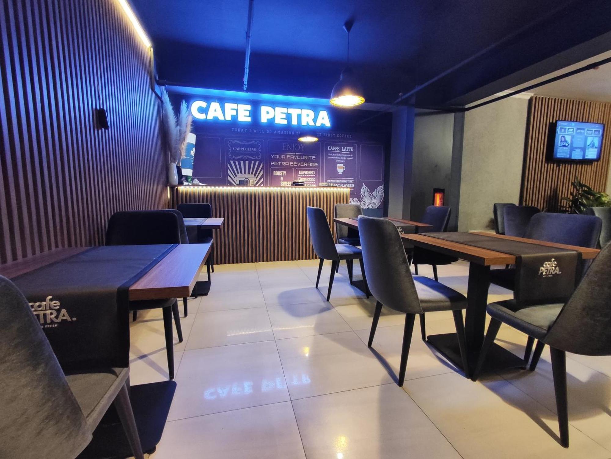 Petra Hotel Tuzla Istanbul Exterior foto